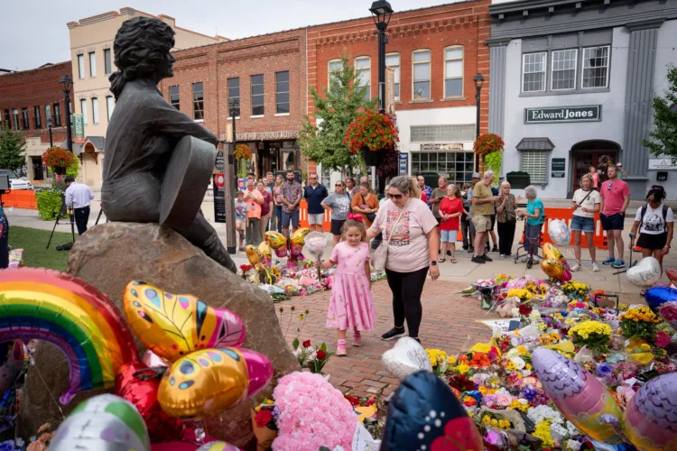 Acceptance was a large part of Dolly Parton's faith